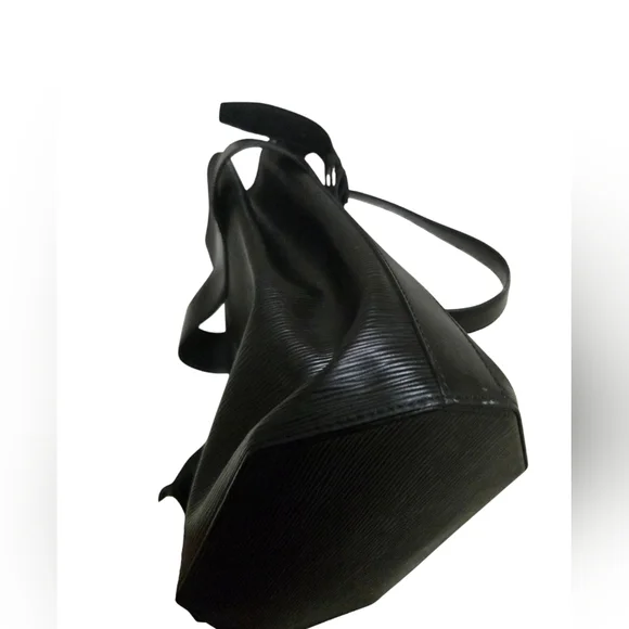 $2000 Authentic LOUIS VUITTON Epi Sac D'Epaule in Black. - Picture 14 of 17